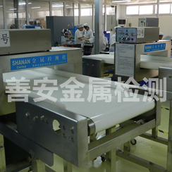 2018年采購在線金屬檢測機時需要注意什么？